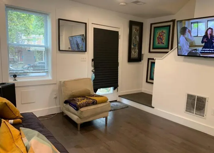 Cozy 2/1.5 Getaway In Lily Ponds